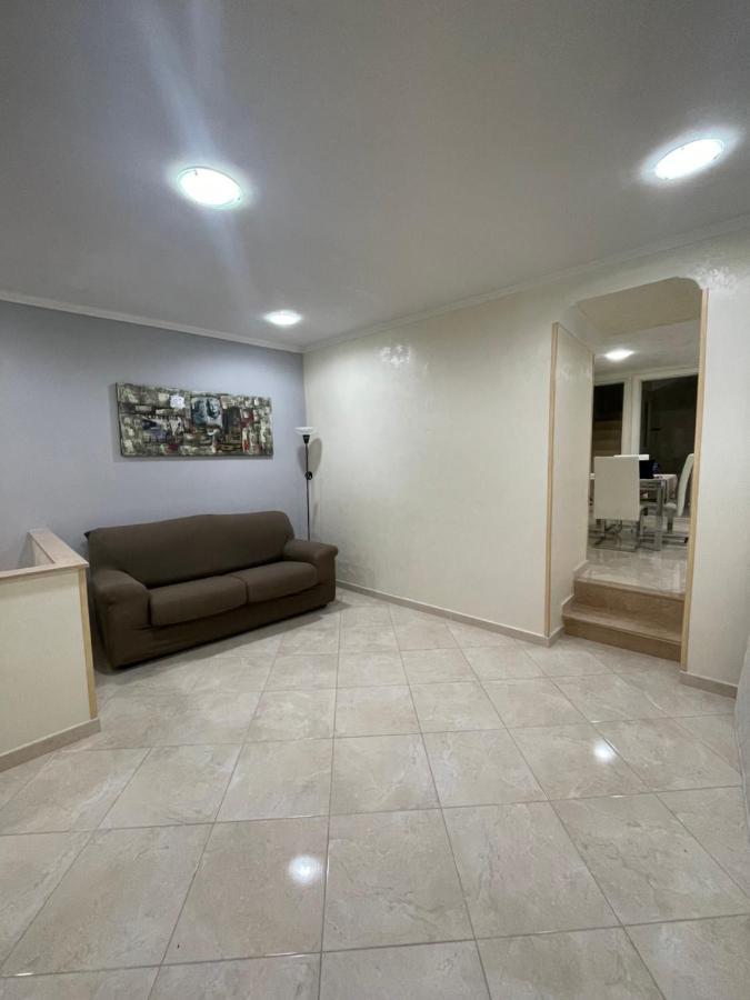 Nanet House *